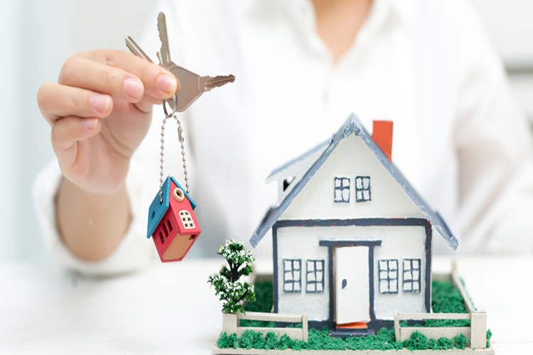 Why a Conveyancer Adelaide Is Key for Property Deals?